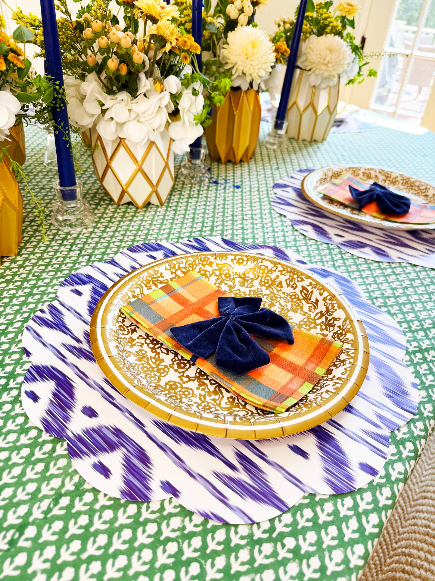 Ikat Scalloped Paper Placemats