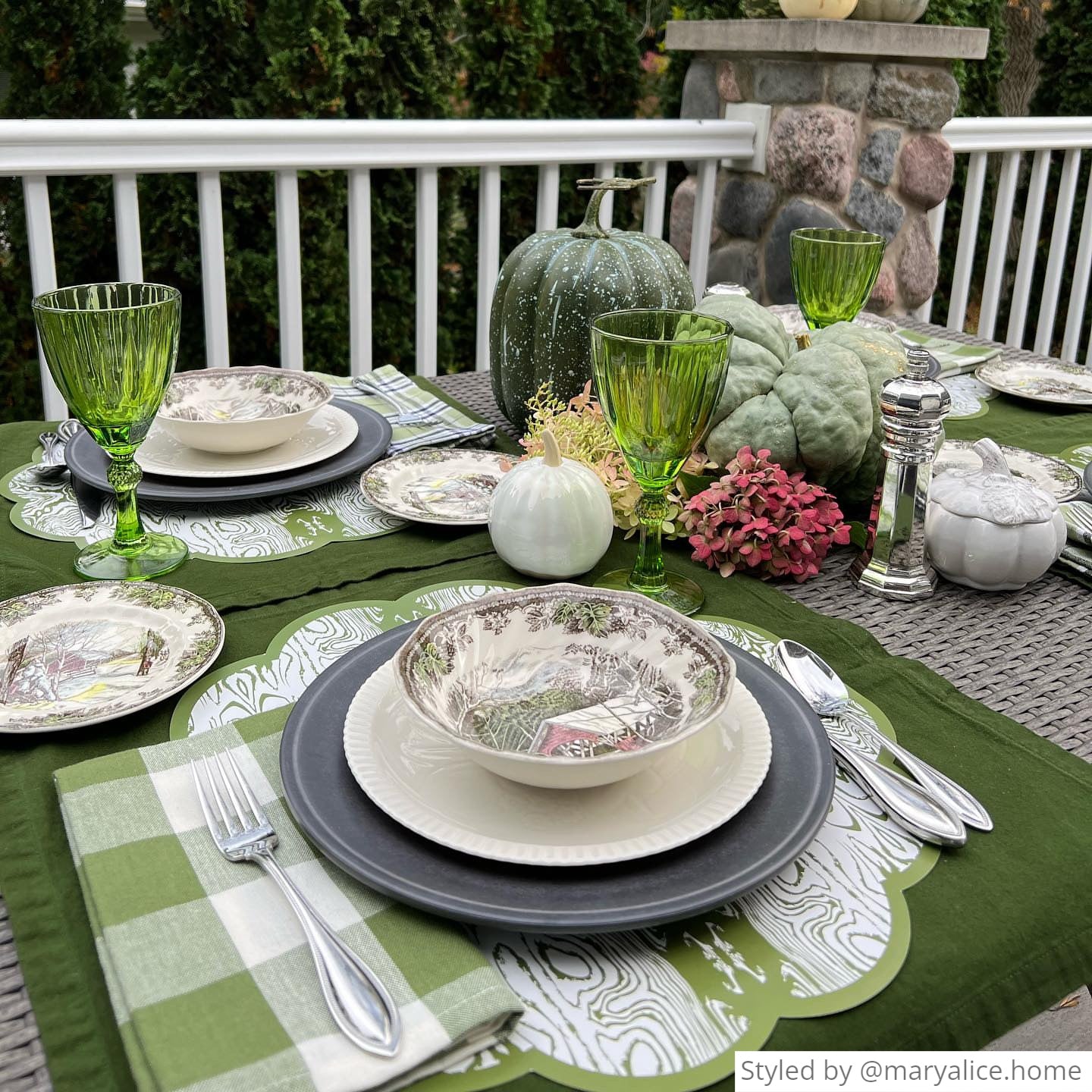 Wood x Cotton & Quill Scalloped Paper Placemats