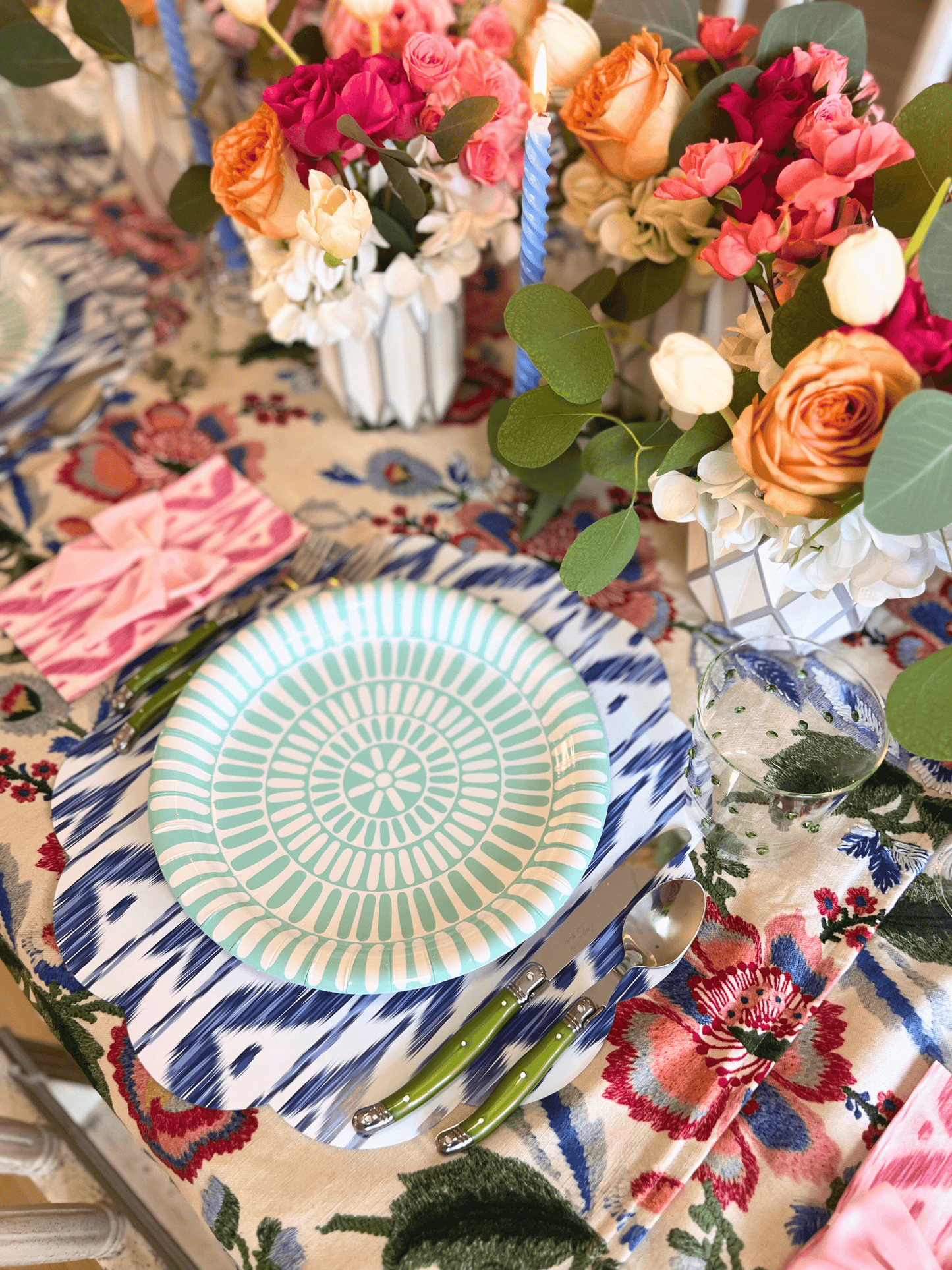 Ikat Scalloped Paper Placemats