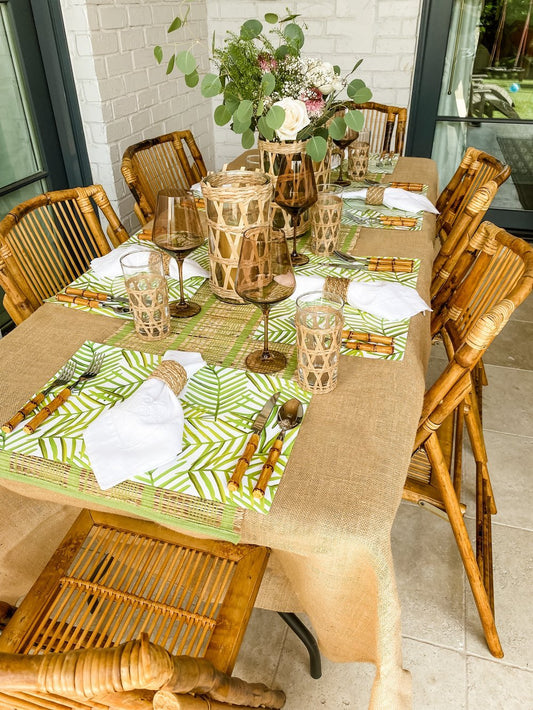 Preppy Neutral Table Ideas