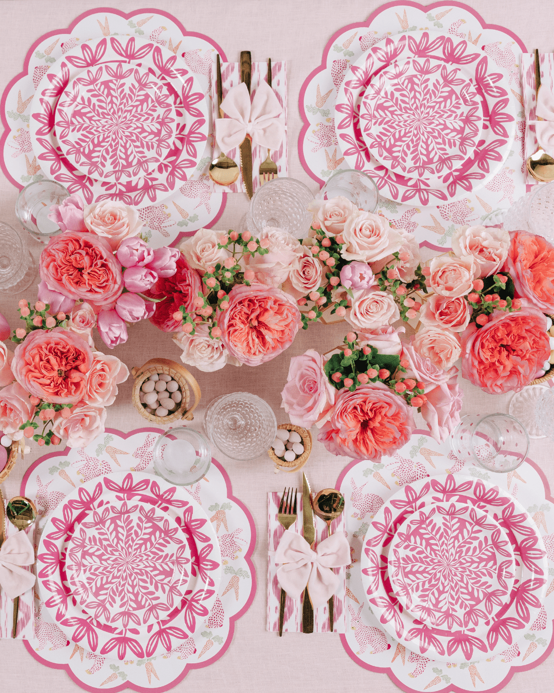 Herend Bunny Scalloped Paper Placemats