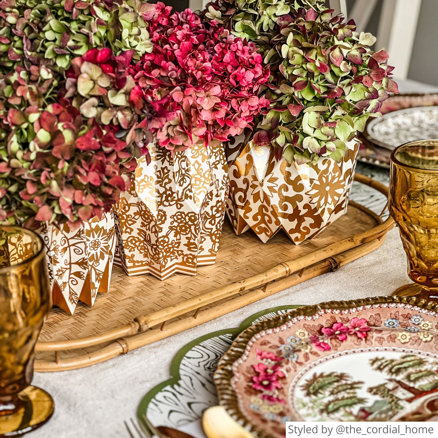 Wood x Cotton & Quill Scalloped Paper Placemats