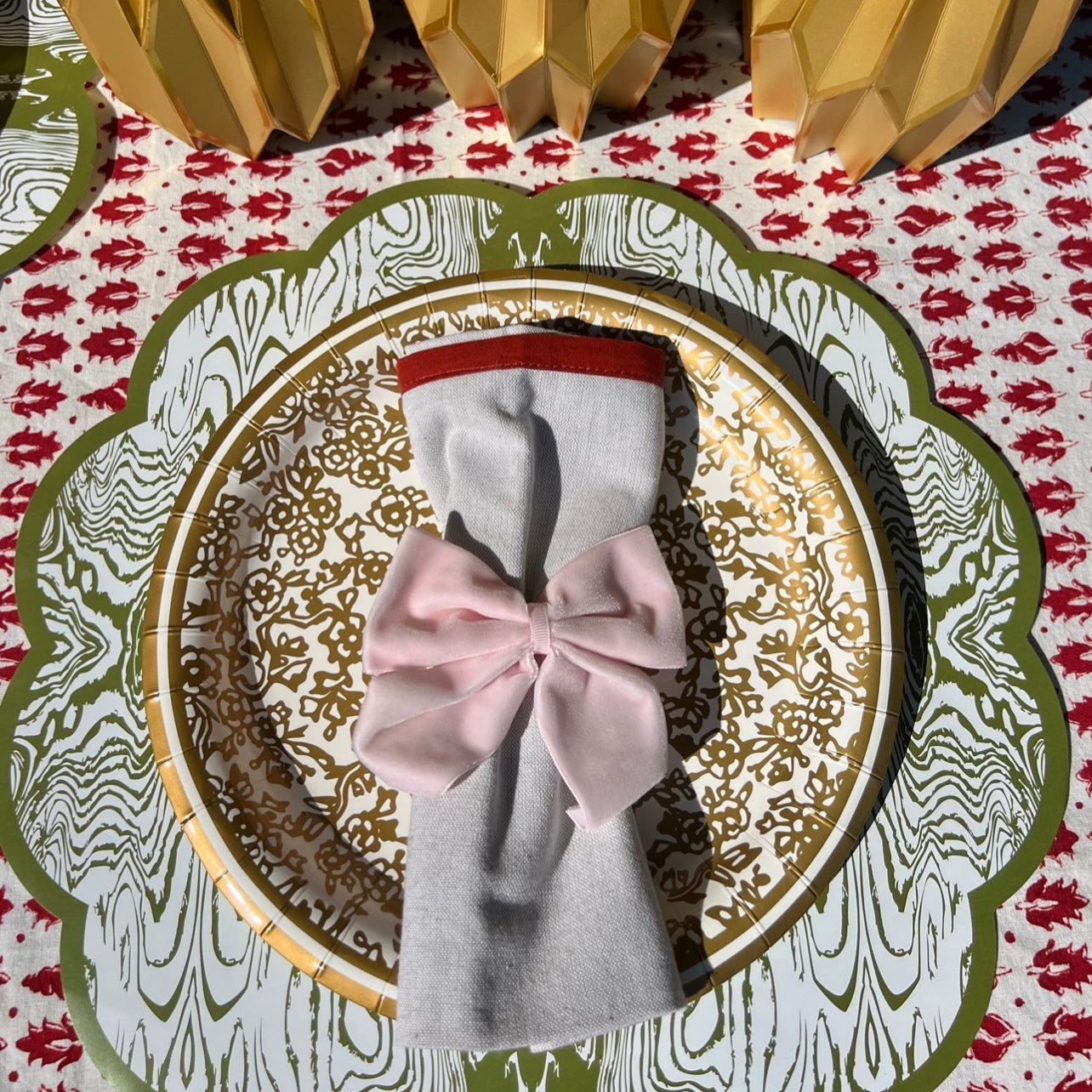 Gold Chinoiserie Paper Plate and Pink Napkin Tie Bundle