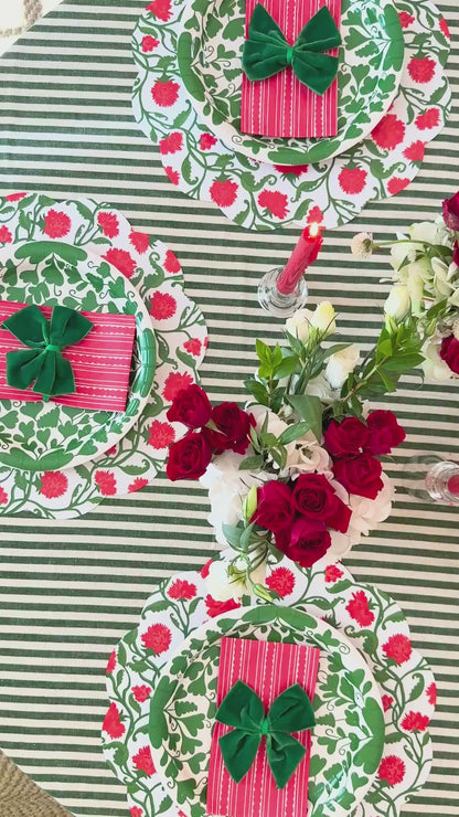 Carnation 1 Table Bundle (Placemats + 7" Plates + 10" Plates + Napkins)