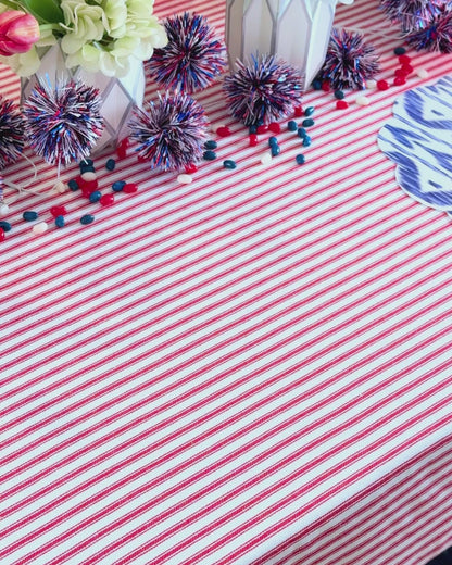 10" Red Stripe Premium Paper Plates